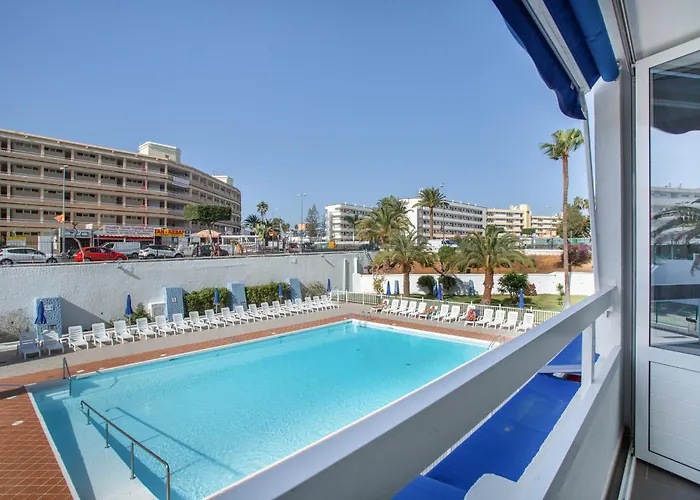 Yumbo Playa Del Ingles * San Bartolomé